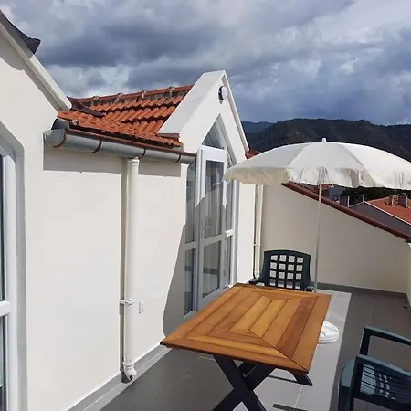 Merkezde Denize Yakin Esyali * Marmaris